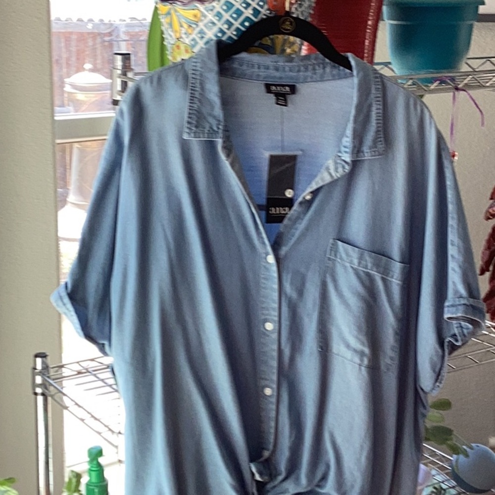 ana from JCP Brand new Chambray top.